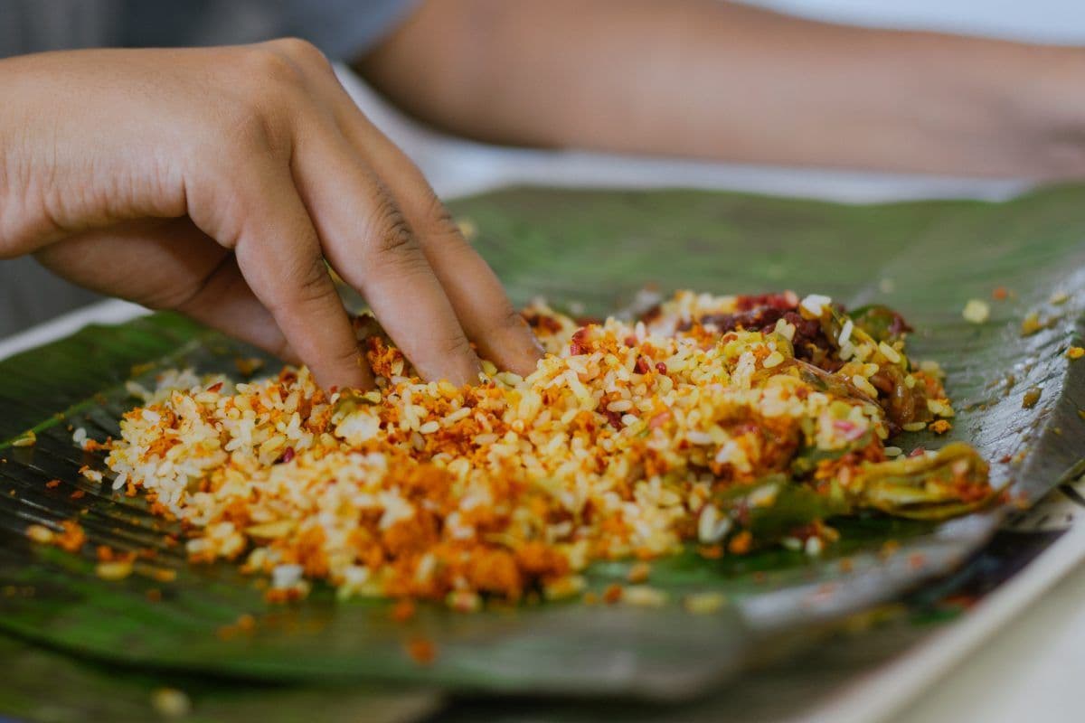 The Ultimate Rice & Curry Showdown 5 Traditional Eateries Locals Swear By
